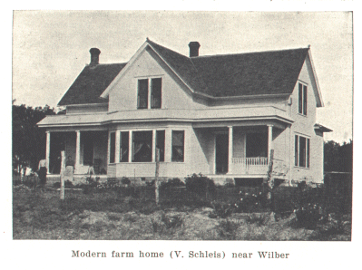 Modern farm home (V. Schleis) near Wilber
