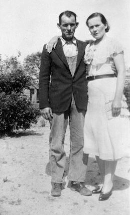 Benjamin Franklin Hyatt and Essie Esther Buchanon Hyatt.