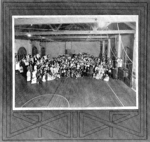 Photograph or Sketch