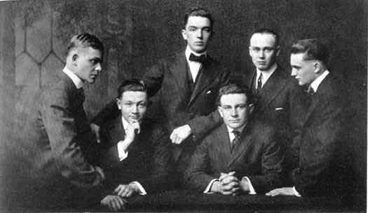 Photograph or Sketch