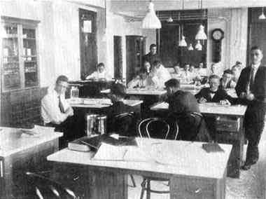 Photograph or Sketch