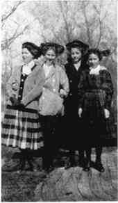 Photograph or Sketch