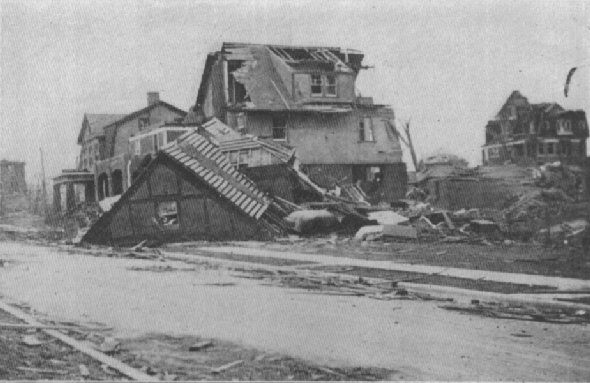 houses torn to pieces by the tornado in Omaha