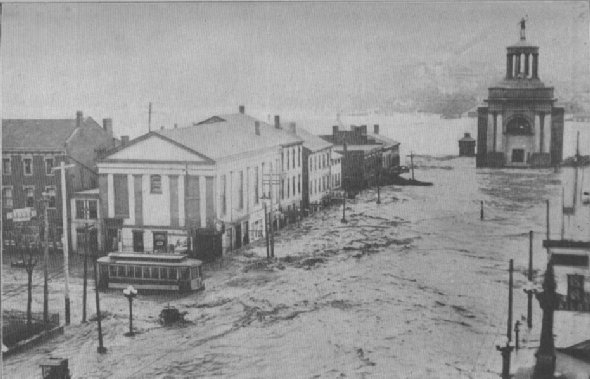 Memorial Monument in Hamilton, Ohio
